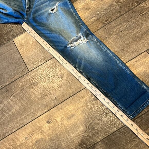 Kancan Medium Wash Distressed Skinny Jeans Size 31 - Picture 5 of 8